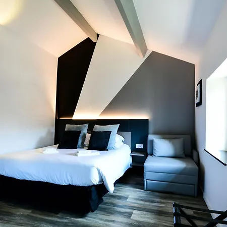 Logis L'auberge De 3* Larressingle