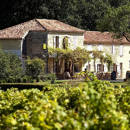 Logis L'auberge De Hotel 3*