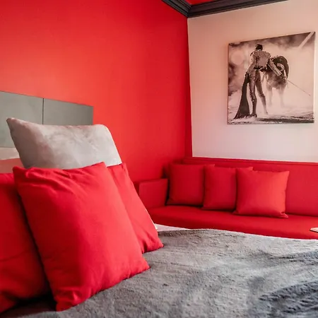 Logis L'auberge De Отель 3*