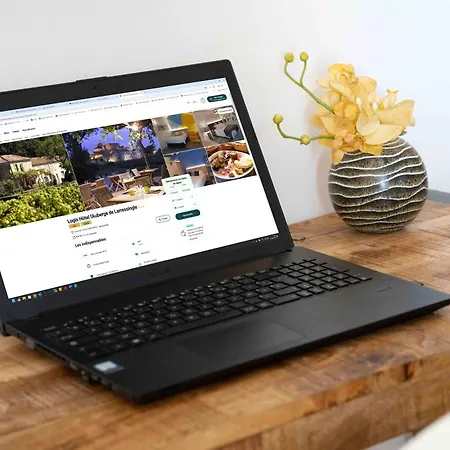 Logis L'auberge De Отель Larressingle