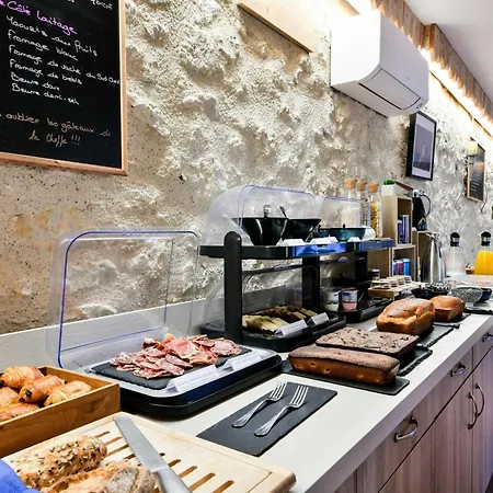 Logis L'auberge De Отель Larressingle