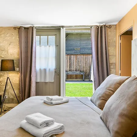 Logis L'auberge De 3* Larressingle