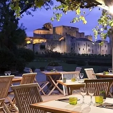 فندق Logis L'auberge De Larressingle