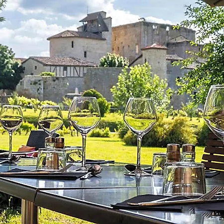 Hotel Logis L'auberge De Larressingle